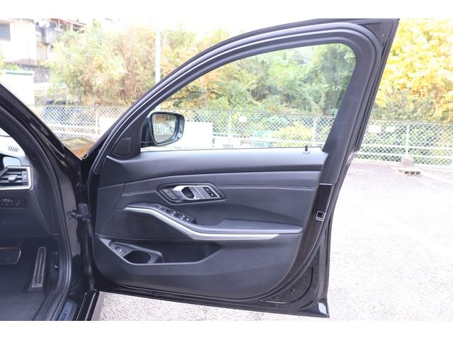 3シリーズ 320dxDriveツリングMスポEDジョイ+ハイP 2年間保証付 ワンオーナー ファストトラックPKG 黒革シート シートヒーター Hifiスピーカー 全方位カメラ ワイヤレス充電 ランバーサポート アダプティブLEDヘッドライト ACC インテリS(17枚目)