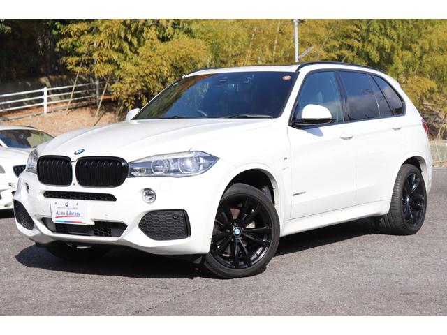 Ｘ５ リミテッドホワイト　２年間保証付　限定車　電動サンルーフ　黒革シート　シートヒーター　ハーマンカードン　ソフトクローズ　純正ＨＤＤナビ　地デジＴＶ　サラウンドビュー　純正２０インチＡＷ　パワーバックドア　ＡＣＣ　ＥＴＣ（2枚目）