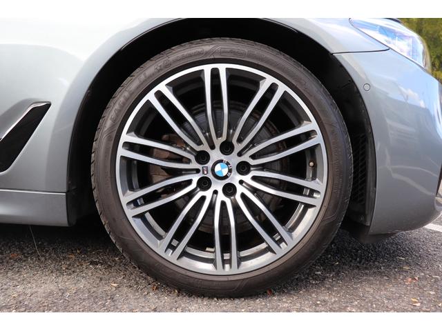 5シリーズ 523i Mスポーツ 2年間保証付 黒革シート シートヒーター&ベンチレーション シートマッサージ機能 ソフトクローズ アダプティブLEDヘッドライト オートトランク 地デジTV 全方位カメラ Hifiスピーカー ACC(14枚目)