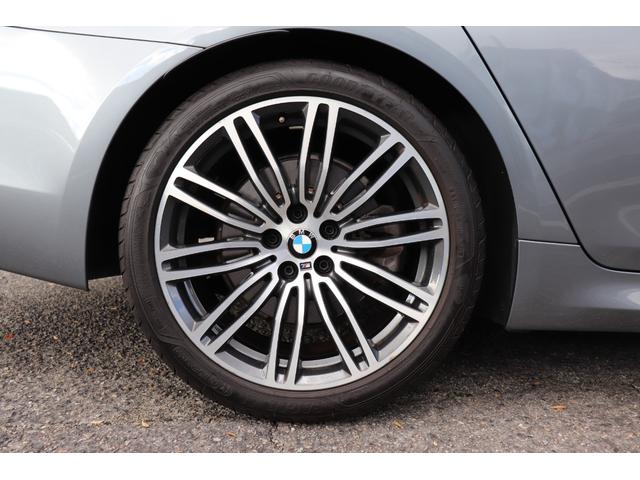 5シリーズ 523i Mスポーツ 2年間保証付 黒革シート シートヒーター&ベンチレーション シートマッサージ機能 ソフトクローズ アダプティブLEDヘッドライト オートトランク 地デジTV 全方位カメラ Hifiスピーカー ACC(15枚目)