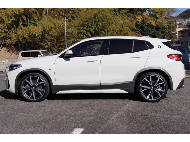 Ｘ２ ｘＤｒｉｖｅ２０ｄＭスポーツＸＥＤジョイ＋ハイライＰ　２年間保証付　黒革シート　シートヒーター　ワイヤレス充電　ＬＥＤヘッドライト　純正ＯＰ２０インチアルミ　パワーバックドア　コンフォートアクセス　ＰＤＣ　バックカメラ　ＨＵＤ　ＡＣＣ　インテリジェントＳ（10枚目）
