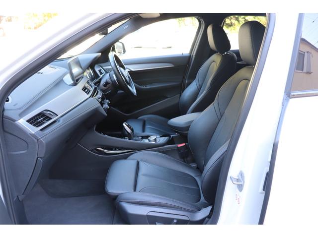 Ｘ２ ｘＤｒｉｖｅ２０ｄＭスポーツＸＥＤジョイ＋ハイライＰ　２年間保証付　黒革シート　シートヒーター　ワイヤレス充電　ＬＥＤヘッドライト　純正ＯＰ２０インチアルミ　パワーバックドア　コンフォートアクセス　ＰＤＣ　バックカメラ　ＨＵＤ　ＡＣＣ　インテリジェントＳ（24枚目）