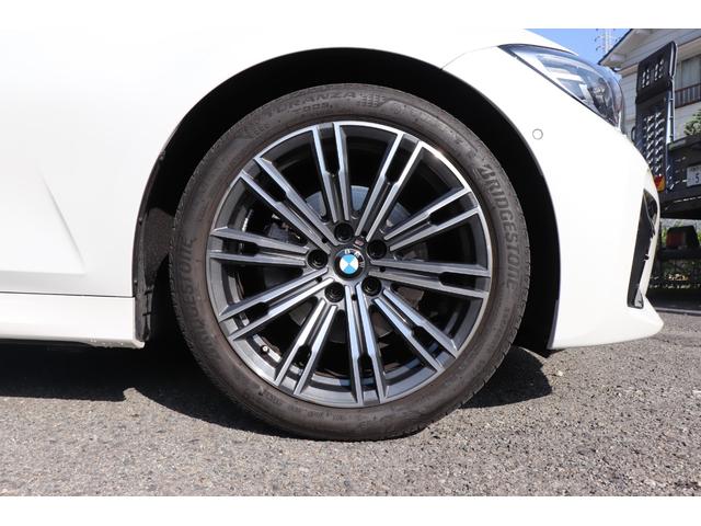 ３シリーズ ３２０ｄ　ｘＤｒｉｖｅ　Ｍスポーツ　２年間保証付　黒革シート　前席シートヒーター　ランバーサポート　純正ＨＤＤナビ　全方位カメラ　オートトランク　Ｈｉｆｉスピーカー　アダプティブＬＥＤヘッドライト　ワイヤレス充電　ミラー型ＥＴＣ　ＡＣＣ（12枚目）
