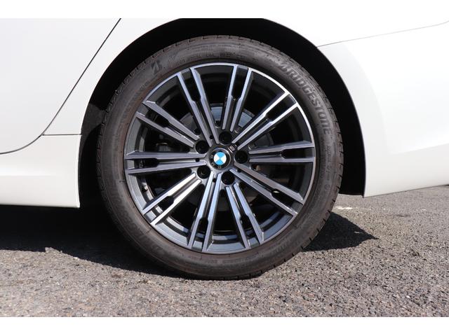 ３シリーズ ３２０ｄ　ｘＤｒｉｖｅ　Ｍスポーツ　２年間保証付　黒革シート　前席シートヒーター　ランバーサポート　純正ＨＤＤナビ　全方位カメラ　オートトランク　Ｈｉｆｉスピーカー　アダプティブＬＥＤヘッドライト　ワイヤレス充電　ミラー型ＥＴＣ　ＡＣＣ（13枚目）