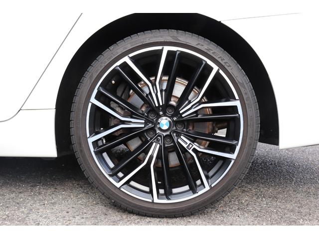 ５シリーズ ５２３ｄｘＤｒｉｖｅＭスポーツ４０ｔｈアニバサリＥＤ　２年間保証付　限定車　黒革シート　前席シートヒーター　純正ＨＤＤナビ　全方位カメラ　地デジＴＶ　アダプティブＬＥＤヘッドライト　オートトランク　アダプティブサスペンション　ワイヤレス充電　ＨＵＤ（18枚目）