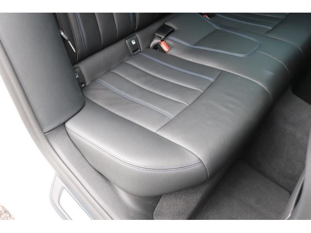 ５シリーズ ５２３ｄｘＤｒｉｖｅＭスポーツ４０ｔｈアニバサリＥＤ　２年間保証付　限定車　黒革シート　前席シートヒーター　純正ＨＤＤナビ　全方位カメラ　地デジＴＶ　アダプティブＬＥＤヘッドライト　オートトランク　アダプティブサスペンション　ワイヤレス充電　ＨＵＤ（32枚目）