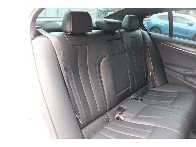 ５シリーズ ５２３ｄｘＤｒｉｖｅＭスポーツ４０ｔｈアニバサリＥＤ　２年間保証付　限定車　黒革シート　前席シートヒーター　純正ＨＤＤナビ　全方位カメラ　地デジＴＶ　アダプティブＬＥＤヘッドライト　オートトランク　アダプティブサスペンション　ワイヤレス充電　ＨＵＤ（33枚目）