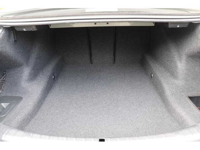 ５シリーズ ５２３ｄｘＤｒｉｖｅＭスポーツ４０ｔｈアニバサリＥＤ　２年間保証付　限定車　黒革シート　前席シートヒーター　純正ＨＤＤナビ　全方位カメラ　地デジＴＶ　アダプティブＬＥＤヘッドライト　オートトランク　アダプティブサスペンション　ワイヤレス充電　ＨＵＤ（44枚目）