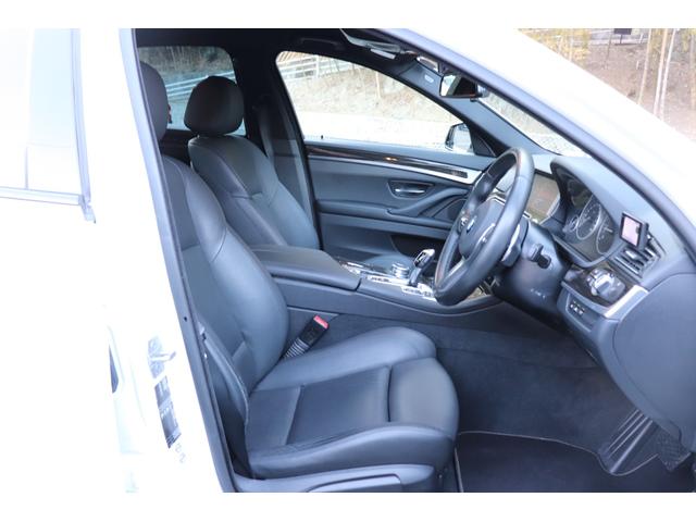 ５シリーズ ５２３ｄ　Ｍスポーツ　２年間保証付　黒革シート　前席シートヒーター　アダプティブＬＥＤヘッドライト　アクティブクルーズコントロール　純正ＨＤＤナビ　バックカメラ　純正１８インチアルミ　ミラー型ＥＴＣ　ＰＤＣ（22枚目）