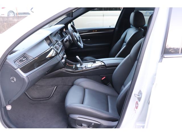 ５シリーズ ５２３ｄ　Ｍスポーツ　２年間保証付　黒革シート　前席シートヒーター　アダプティブＬＥＤヘッドライト　アクティブクルーズコントロール　純正ＨＤＤナビ　バックカメラ　純正１８インチアルミ　ミラー型ＥＴＣ　ＰＤＣ（44枚目）