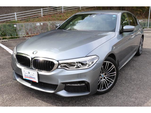 ５シリーズ ５３０ｉ　Ｍスポーツ　２年長期保証付　　純正ＨＤＤナビ　ディスプレイキー　　黒革シート　前後シートヒーター　ワイヤレス充電　Ｈａｒｍａｎ／Ｋａｒｄｏｎサウンド　地デジＴＶ　ヘッドアップディスプレイ　ジェスチャーコントロール（2枚目）