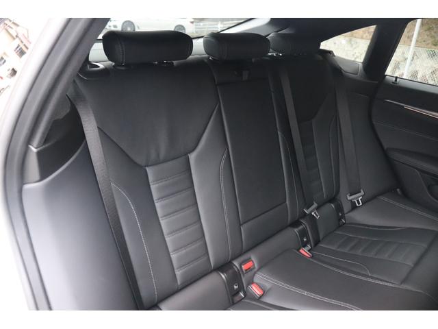 ４シリーズ Ｍ４４０ｉ　ｘＤｒｉｖｅグランクーペ　２年間保証付　カーブドディスプレイ　黒革シート　シートヒーター　アダプティブＭサスペンション　フルセグＴＶ　Ｈａｒｍａｎ／Ｋａｒｄｏｎ　レーザーライト　全方位カメラ　ワイヤレス充電　ＡＣＣ　ＨＵＤ（30枚目）