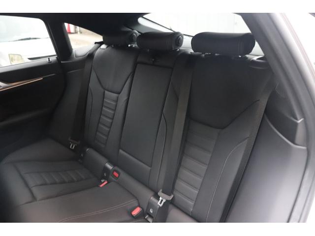 ４シリーズ Ｍ４４０ｉ　ｘＤｒｉｖｅグランクーペ　２年間保証付　カーブドディスプレイ　黒革シート　シートヒーター　アダプティブＭサスペンション　フルセグＴＶ　Ｈａｒｍａｎ／Ｋａｒｄｏｎ　レーザーライト　全方位カメラ　ワイヤレス充電　ＡＣＣ　ＨＵＤ（35枚目）