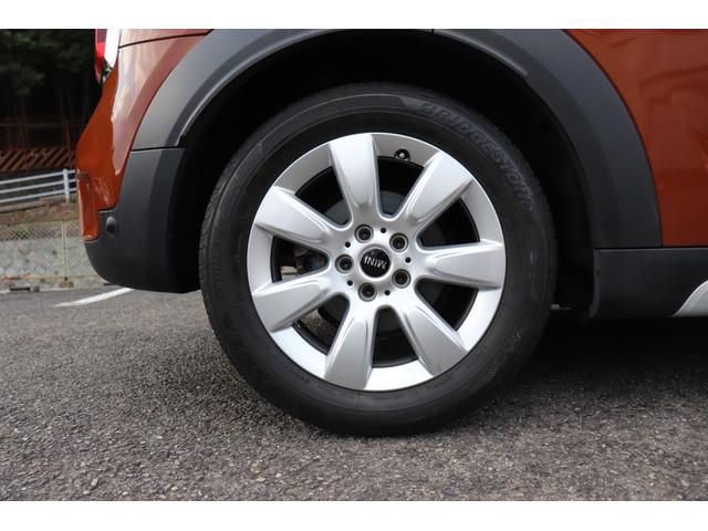 ＭＩＮＩ クーパーＤ　クロスオーバー　２年間保証付　ペッパーＰＫＧ　ＬＥＤヘッドライト　パワーバックドア　純正ＨＤＤナビ　バックカメラ　リアＰＤＣ　コンフォートアクセス　ミラー内蔵型ＥＴＣ　純正１７インチアルミ　アダプティブクルーズ（15枚目）