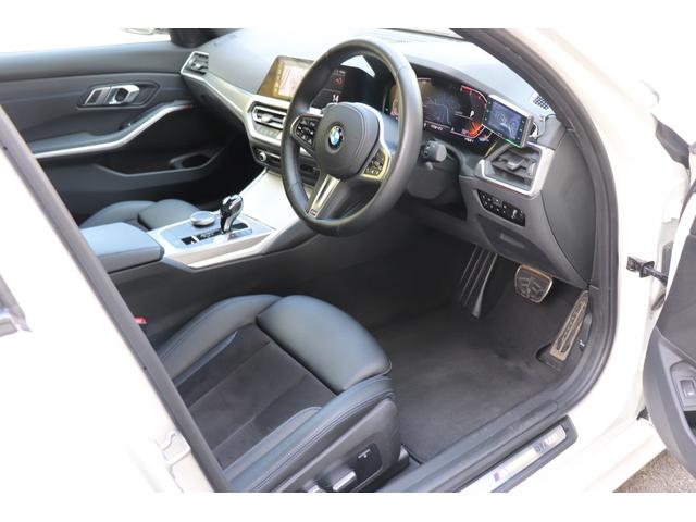 前席パワーシート