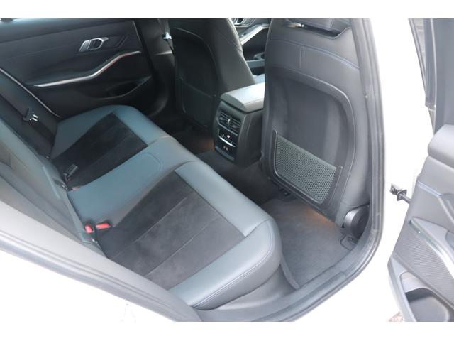 便利な収納ネット付