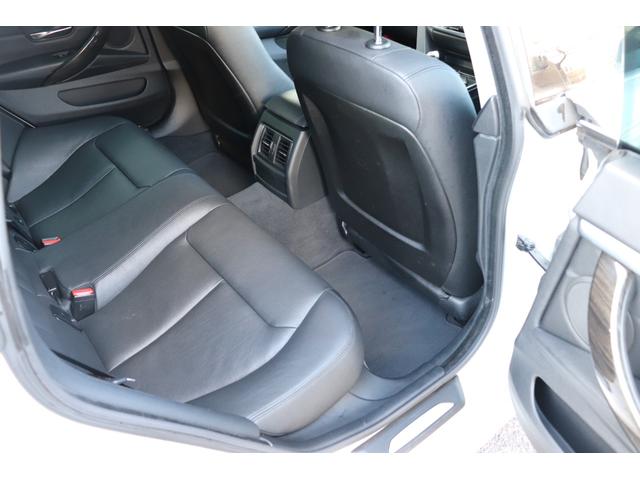 �����L�X