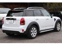 ＭＩＮＩ クーパーＤ　クロスオーバー　オール４　２年間保証付　ワンオーナー　ペッパーＰＫＧ　ＬＥＤヘッドライト　前席シートヒーター　純正ＨＤＤナビ　バックカメラ　リアＰＤＣ　ＡＣＣ　パワーバックドア　ミラー型ＥＴＣ　コンフォートアクセス　ドラレコ（7枚目）