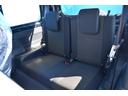 リアシートもたたんで荷物スペースにしたりと、シートアレンジ可能です!リヤシートを倒せば長尺物も積載できますよ!車内も綺麗な状態ですので、納車後も気持ちよく乗っていただけます!