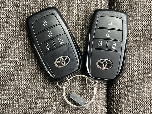 シエンタ ハイブリッドＺ　８インチディスプレイオーディオ　両Ｐスラ　バックモニター　ＢＳＭ　ＬＥＤヘッドライト　ＥＴＣ　レーダークルコン　Ｂｌｕｅｔｏｏｔｈ　レーンキープアシスト　５人乗り　純正ドラレコ　スマートキー（21枚目）