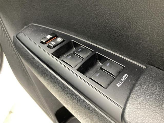 カローラフィールダー ハイブリッド　ＥＸ　純正メモリーナビ　バックモニター　ＥＴＣ　ナノイーエアコン　プッシュスタート　スマートキー　セーフティセンス　ＣＤ再生　ワンセグＴＶ　ブルートゥース接続　アイドリングストップ　オートエアコン（22枚目）