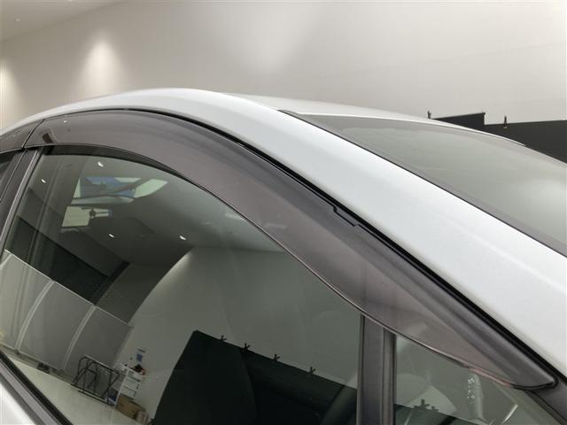 プリウス Ｓ　純正ナビ　バックモニター　ＥＴＣ　フルセグＴＶ　ＡＣ１００Ｖ電源　ＬＥＤヘッドライト　スマートキー　プッシュスタート　レーダークルーズコントロール　ブルートゥース　ＣＤ／ＤＶＤ再生　セーフティセンス（27枚目）