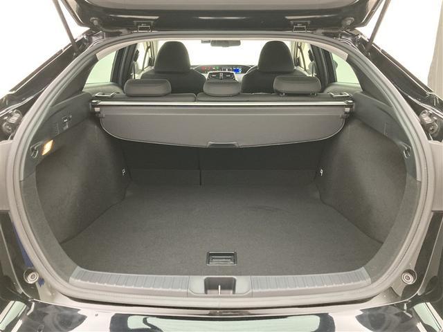 プリウス ＳセーフティプラスＩＩ　トヨタセーフティセンス　純正ナビ　フルセグＴＶ　パノラミックビューモニター　ＢＳＭ　コムテック製ドライブレコーダー　レーダークルーズコントロール　ナノイーエアコン　ＬＥＤヘッドライト　ＡＣ１００Ｖ電源（24枚目）