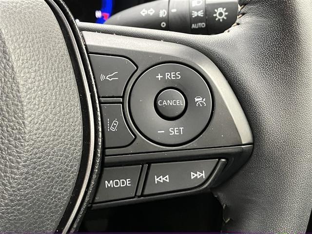 カローラツーリング ハイブリッド　ダブルバイビー　９インチディスプレイオーディオナビ　バックモニター　ＢＳＭ　シートヒーター　ステアリングヒーター　ＥＴＣ２．０　　ＬＥＤヘッドライト　　トヨタセーフティセンス　純正１７ＡＷ　ブルートゥース接続（15枚目）