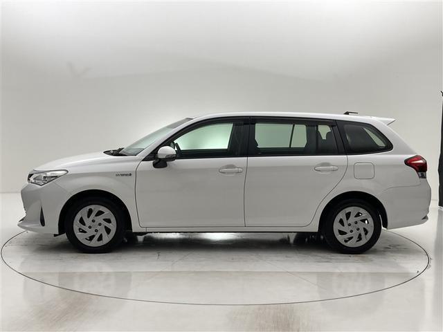 カローラフィールダー ハイブリッド　社外ナビ　バックモニター　ＥＴＣ　ナノイーエアコン　電動格納ミラー　レーンキープアシスト　ＣＤ・ＤＶＤ再生　ブルートゥース　ＥＴＣ　トヨタセーフティセンス　キーレスエントリー　アイドリングストップ（29枚目）