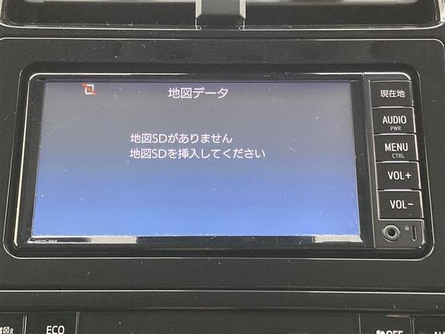 プリウス Ｓ　純正ナビ　ＥＴＣ　ＬＥＤヘッドライト　社外ドラレコ　　レーダークルコン　ブルートゥース　ワンセグ　オートエアコン　ＣＤ再生　純正１５ＡＷ　スマートキー　アイドリングストップ（6枚目）