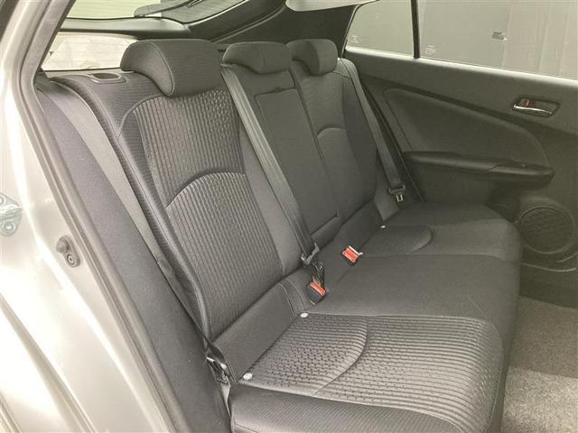 プリウス Ｓ　純正ナビ　ＥＴＣ　ＬＥＤヘッドライト　社外ドラレコ　　レーダークルコン　ブルートゥース　ワンセグ　オートエアコン　ＣＤ再生　純正１５ＡＷ　スマートキー　アイドリングストップ（26枚目）