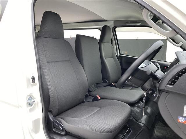 ハイエースバン ロングDX 社外ナビ 社外ドラレコ 6人乗り 積載量1250kg セーフティセンス マニュアルエアコン パワーウィンドウ(運転席) CD再生 USB接続 キーレスエントリー ETC(20枚目)