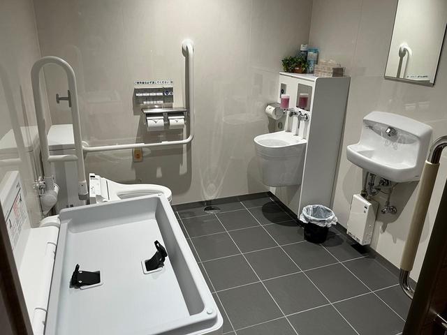 ハイエースバン ロングDX 社外ナビ 社外ドラレコ 6人乗り 積載量1250kg セーフティセンス マニュアルエアコン パワーウィンドウ(運転席) CD再生 USB接続 キーレスエントリー ETC(38枚目)