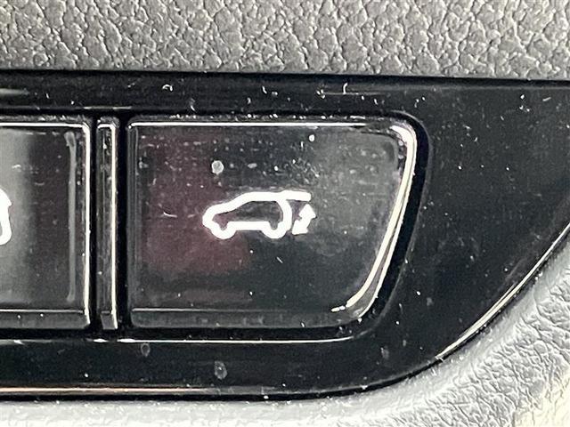 ＮＸ ＮＸ３５０ｈ　Ｆスポーツ　サンルーフ　純正ナビ　フルセグＴＶ　全方位カメラ　ＢＳＭ　純正ドラレコ　シートヒーター／ベンチレーション　ステアリングヒーター　ＴＲＤマフラー　４ＷＤ車　デジタルインナーミラー　ＥＴＣ２．０（29枚目）