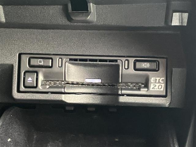 ＮＸ ＮＸ３５０ｈ　Ｆスポーツ　サンルーフ　純正ナビ　フルセグＴＶ　全方位カメラ　ＢＳＭ　純正ドラレコ　シートヒーター／ベンチレーション　ステアリングヒーター　ＴＲＤマフラー　４ＷＤ車　デジタルインナーミラー　ＥＴＣ２．０（32枚目）