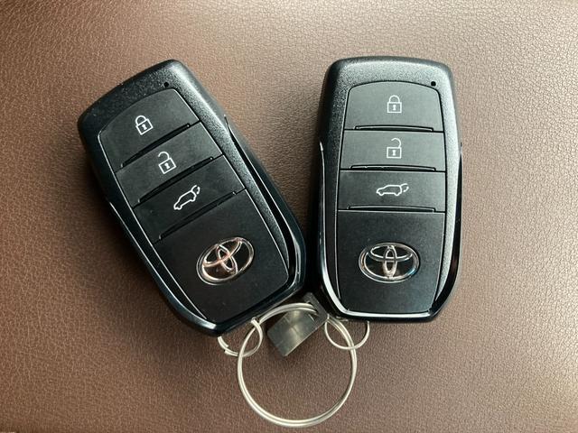 ハリアーハイブリッド Ｚ　雹害　１２．３インチディスプレイオーディオ　全方位カメラ　ＢＳＭ　フルセグＴＶ　ＥＴＣ２．０　ＪＢＬサウンド　ＬＥＤヘッドライト　デジタルインナーミラー　ヘッドアップディスプレイ　セーフティセンス（22枚目）