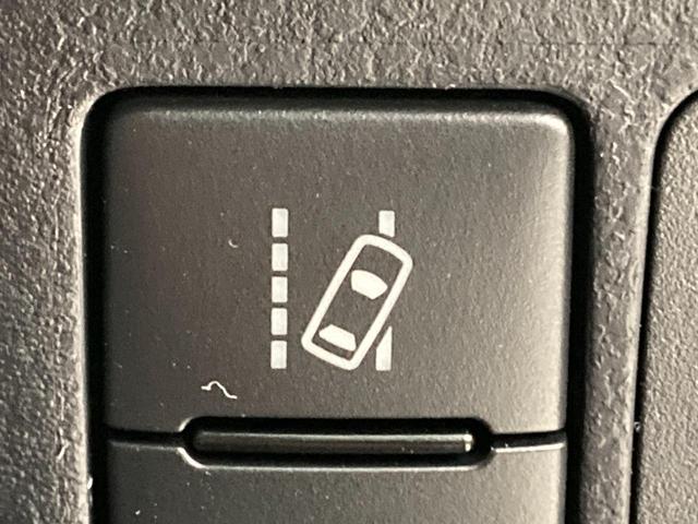 �Ԑ���E�h�~���u�́u���[���L�[�v�A�V�X�g�v�����Ă��܂��B������̂悻���^�]�ŎԐ����͂ݏo���Ă��m�点�Ă���܂��􂠂�ƕ֗��ȋ@�\�ł��ˁI