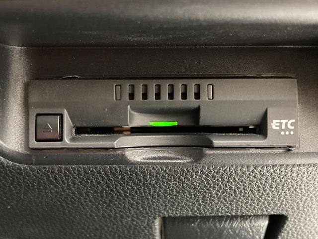 アクア Ｘ　７インチディスプレイオーディオ　社外ドラレコ　ＥＴＣ　ＬＥＤヘッドライト　パーキングサポートブレーキ　ロードサインアシスト　ＡＣ１００Ｖ電源　セーフティセンス　オートエアコン　アイドリングストップ（20枚目）