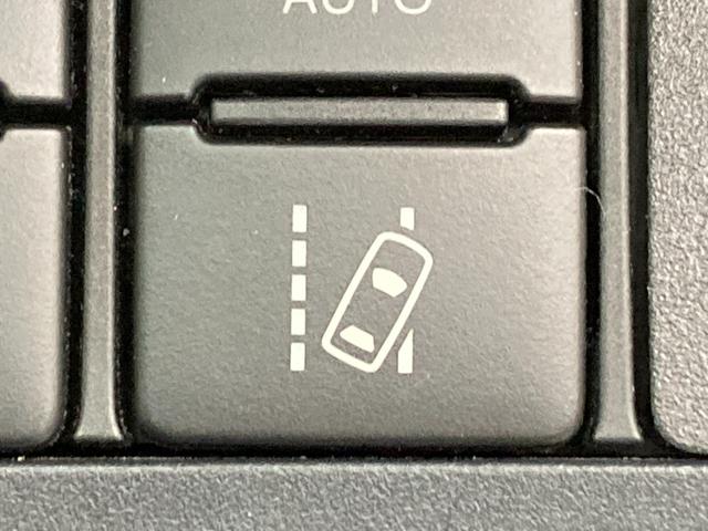 シエンタ Ｇ　クエロ　純正Ｔコネクトナビ　全方位カメラ　シートヒーター　ステアリングヒーター　両Ｐスライド　ＥＴＣ　フルセグＴＶ　ＬＥＤヘッドライト　スマートキー　プッシュスタート　ＣＤ／ＤＶＤ再生　トヨタセーフティセンス（16枚目）