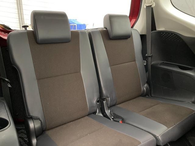 シエンタ Ｇ　クエロ　純正Ｔコネクトナビ　全方位カメラ　シートヒーター　ステアリングヒーター　両Ｐスライド　ＥＴＣ　フルセグＴＶ　ＬＥＤヘッドライト　スマートキー　プッシュスタート　ＣＤ／ＤＶＤ再生　トヨタセーフティセンス（28枚目）