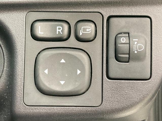 アクア S 純正ナビ 社外ドラレコ ETC ステアリングヒーター セーフティセンス CD再生 オートエアコン キーレスエントリー アイドリングストップ ワンセグTV(17枚目)