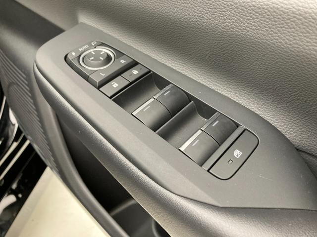 プリウス Z 12.3インチディスプレイオーディオ フルセグTV 全方位カメラ BSM シートヒーター/ベンチレーション ステアリングヒーター AC100電源 パワーバックドア デジタルインナーミラー 純正ドラレコ(31枚目)