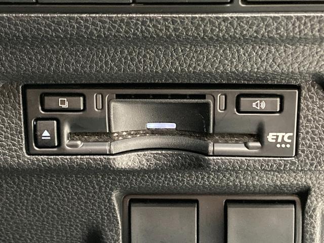 カローラクロス G 8インチディスプレイオーディオ バックモニター LEDヘッドライト ETC スマートキー プッシュスタート セーフティセンス オートエアコン ブルートゥース接続 USB 横滑り防止(18枚目)