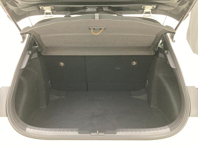 カローラスポーツ ハイブリッドＧ　Ｚ　純正ナビ　ＴＲＤフルエアロ　フルセグＴＶ　ＢＳＭ　バックモニター　ＨＤＭＩ端子　レーダークルーズコントロール　ＥＴＣ　ＬＥＤヘッドライト　ＣＤ／ＤＶＤ再生　ブルートゥース接続　純正１８ＡＷ（25枚目）