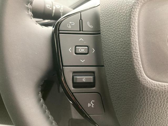 �^�]���A�I�[�f�B�I�̑�������ĂāA�n�b�Ƃ������Ƃ͂���܂��񂩁H�X�e�A�����O�X�C�b�`�́A�^�]���ł��n���h���ŃI�[�f�B�I�̑��삪�\�ł��B���S�ȃh���C�u���T�|�[�g���܂��B