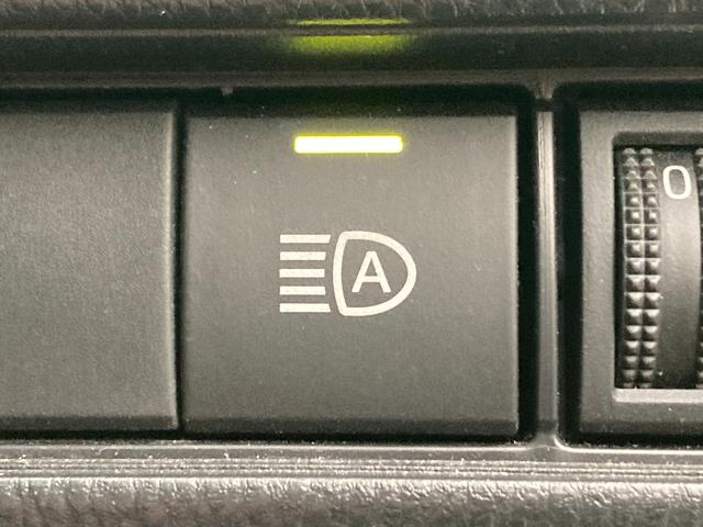 プリウス Ｕ　８インチディスプレイオーディオ　フルセグＴＶ　全方位カメラ　ＢＳＭ　モデリスタフルエアロ　ＥＴＣ２．０　シートヒーター　ステアリングヒーター　スマートキー　ＡＣ１００Ｖ電源　セーフティセンス（20枚目）