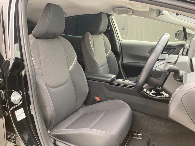 プリウス Ｕ　８インチディスプレイオーディオ　フルセグＴＶ　全方位カメラ　ＢＳＭ　モデリスタフルエアロ　ＥＴＣ２．０　シートヒーター　ステアリングヒーター　スマートキー　ＡＣ１００Ｖ電源　セーフティセンス（27枚目）