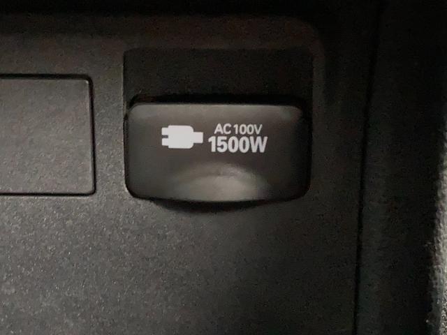 プリウス Ｕ　８インチディスプレイオーディオ　フルセグＴＶ　全方位カメラ　ＢＳＭ　モデリスタフルエアロ　ＥＴＣ２．０　シートヒーター　ステアリングヒーター　スマートキー　ＡＣ１００Ｖ電源　セーフティセンス（29枚目）