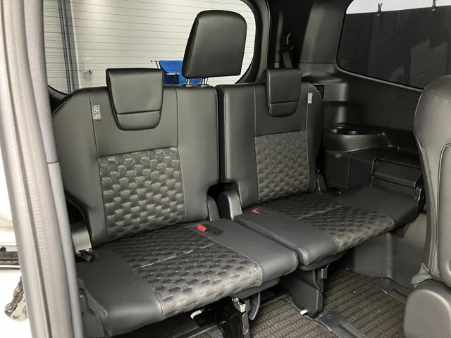 ヴォクシー ハイブリッドＳ－Ｚ　雹害　１０．５インチディスプレイオーディオ　フルセグＴＶ　全方位カメラ　ＢＳＭ　モデリスタフルエアロ　後席モニター　オットマン　シートヒーター　ＣＤ／ＤＶＤ再生　ステアリングヒーター　７人乗り（27枚目）