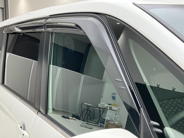 ヴォクシー ハイブリッドＳ－Ｚ　雹害　１０．５インチディスプレイオーディオ　フルセグＴＶ　全方位カメラ　ＢＳＭ　モデリスタフルエアロ　後席モニター　オットマン　シートヒーター　ＣＤ／ＤＶＤ再生　ステアリングヒーター　７人乗り（31枚目）